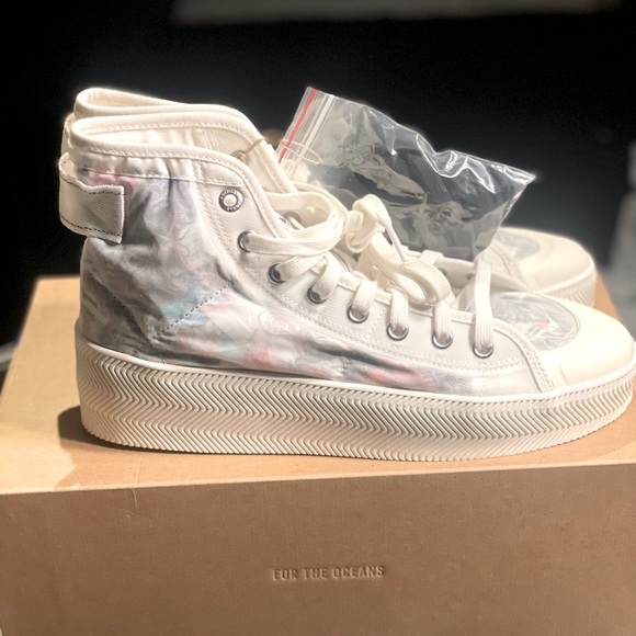 *Brand New* adidas Originals Nizza Parley High Sneakers | Mens Size 11 - Picture 1 of 9